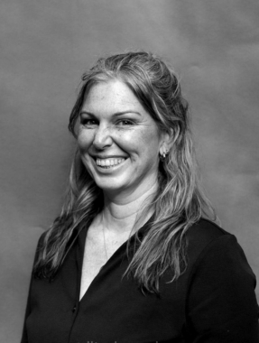 Kelly Nash profile bw